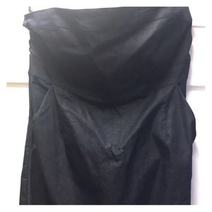 Strapless dress with pockets